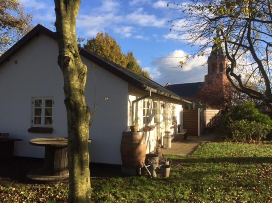 Idyllisk Anneks, Hvor Lejer Har Eget Hus. Villa Vejle Eksteriør billede